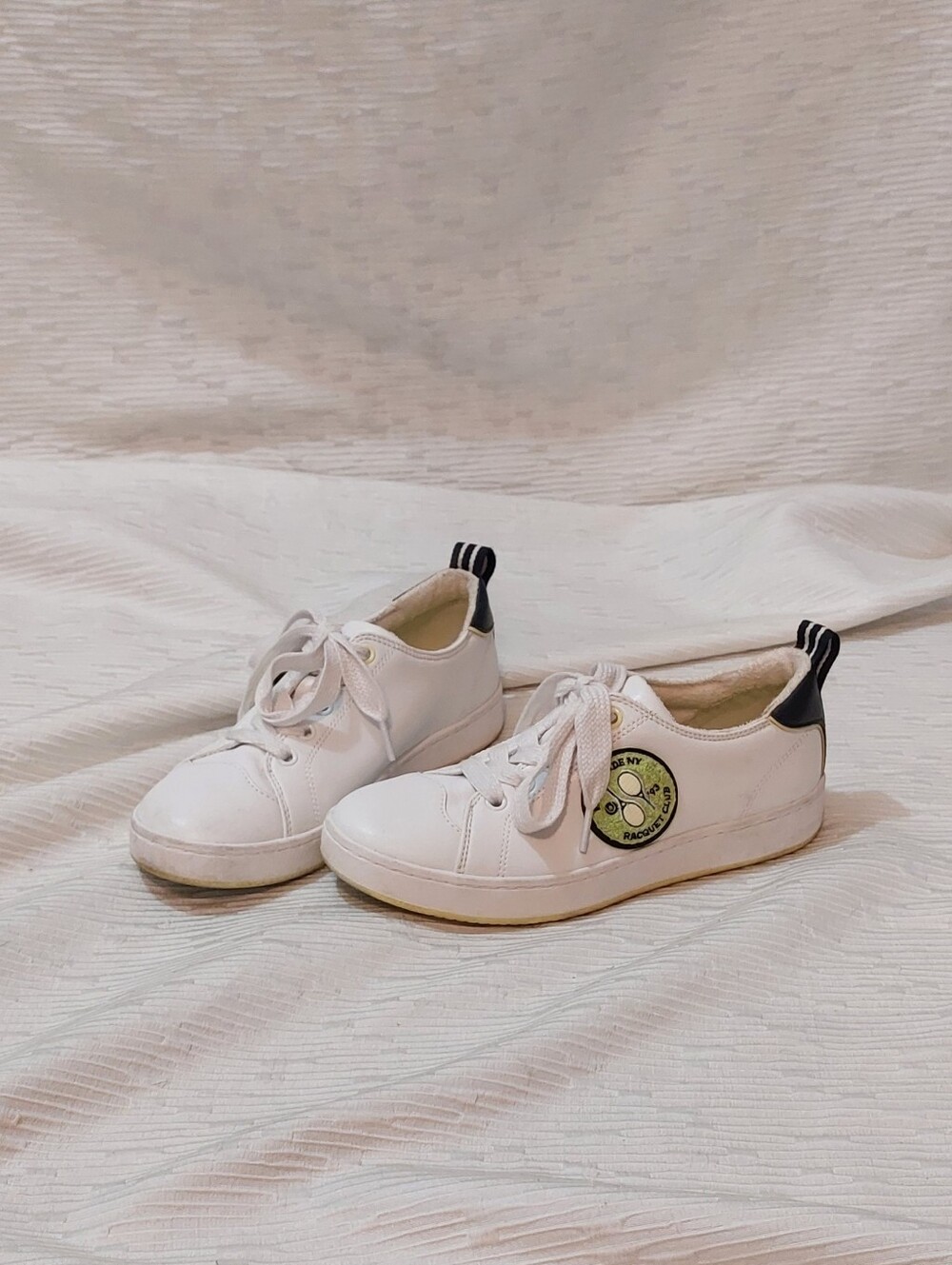 kate spade Anette White Lace-Up Tennis Shoes Size 6.5